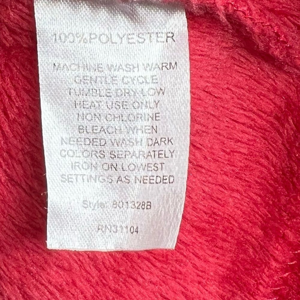 Kim Rogers Soft Red Robe - Picture 8 of 9
